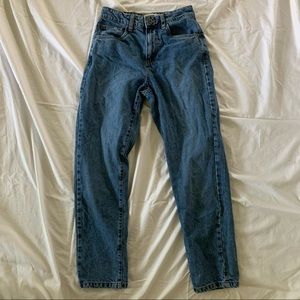 🧵blue mom jeans🧵